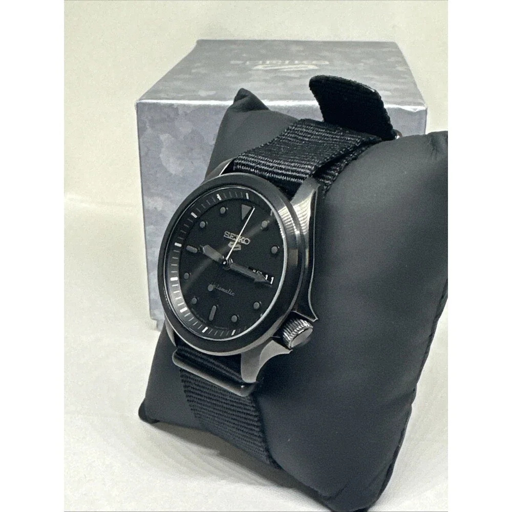 Seiko 565942 XOB220